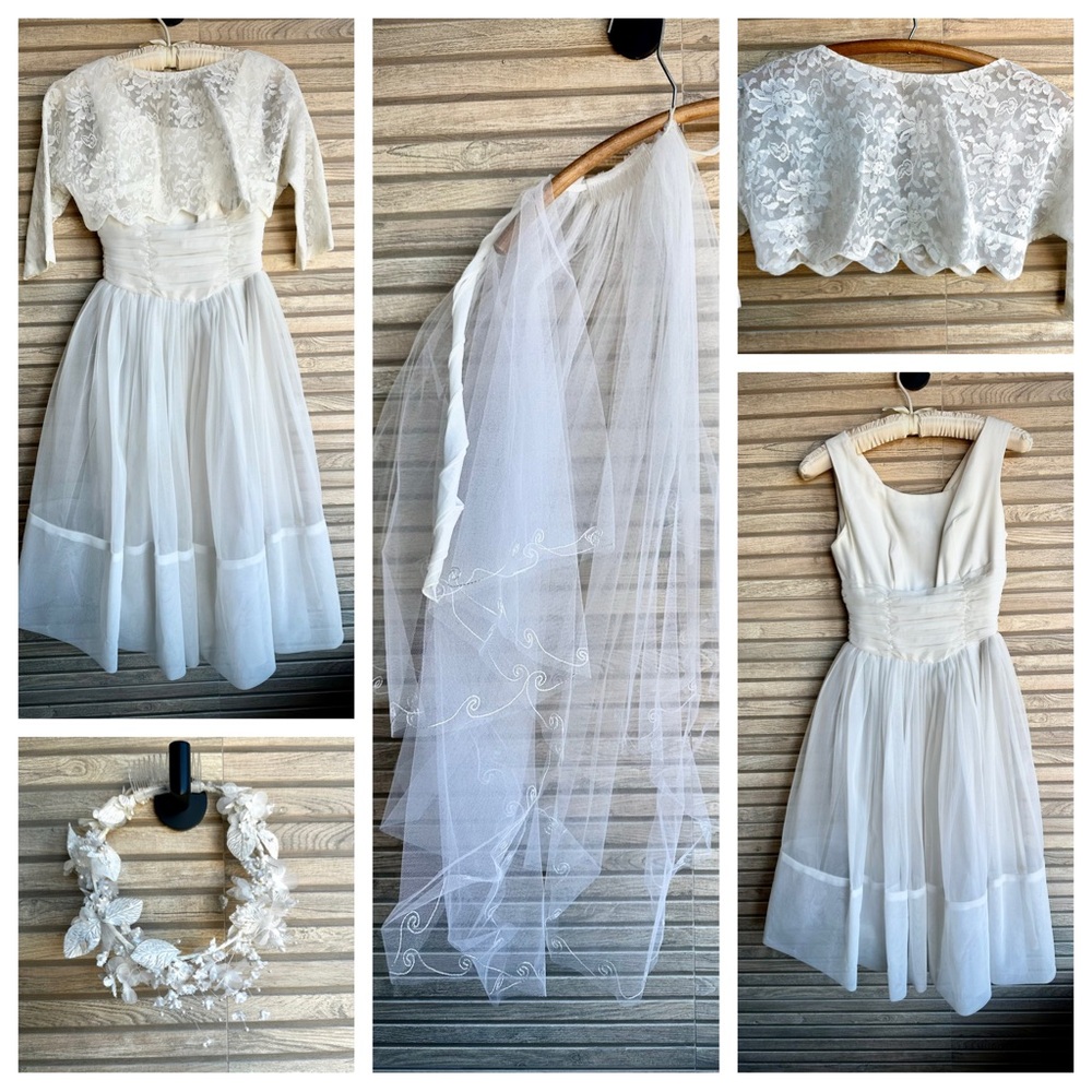 True Vintage 1950s - Wedding Dress Set 1963 Lace Bolero, Veil, Floral Crown XS